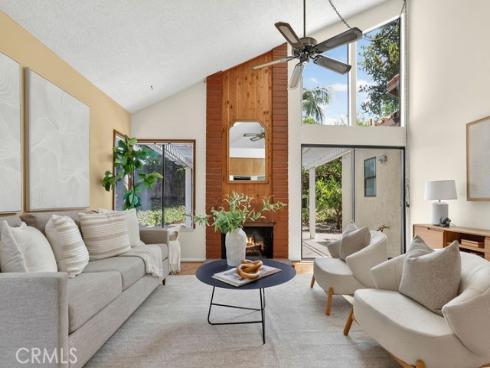 21 Glorieta , Irvine, CA