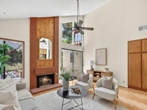 21 Glorieta , Irvine, CA