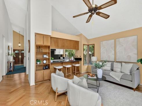 21 Glorieta , Irvine, CA