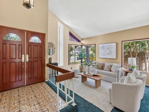 21 Glorieta , Irvine, CA