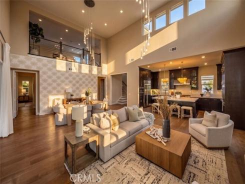 88 Iluna , Irvine, CA