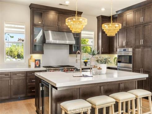 88 Iluna , Irvine, CA