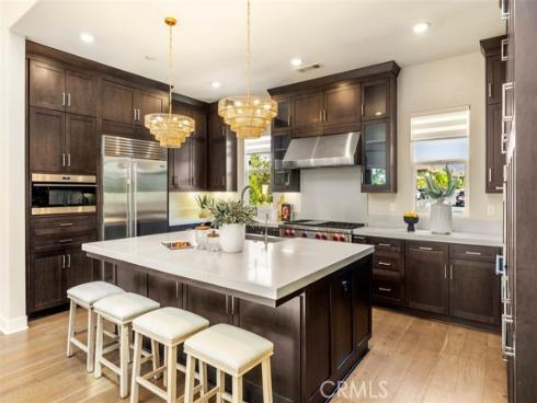 88 Iluna , Irvine, CA
