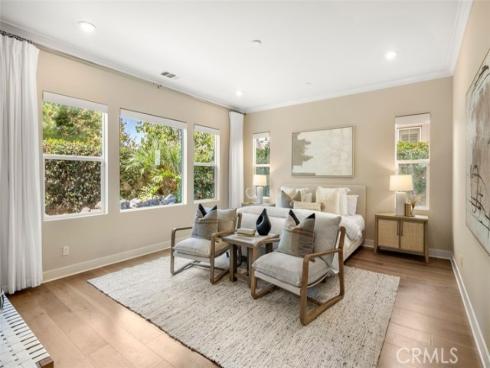 88 Iluna , Irvine, CA