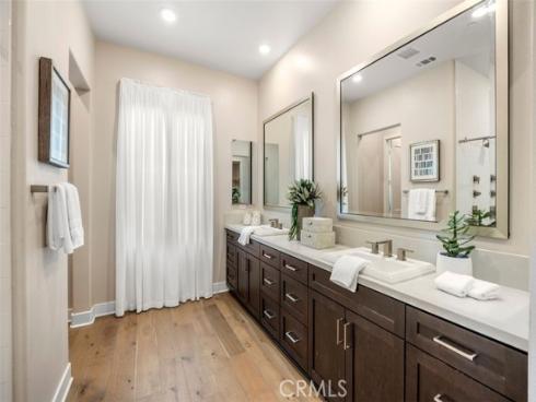 88 Iluna , Irvine, CA