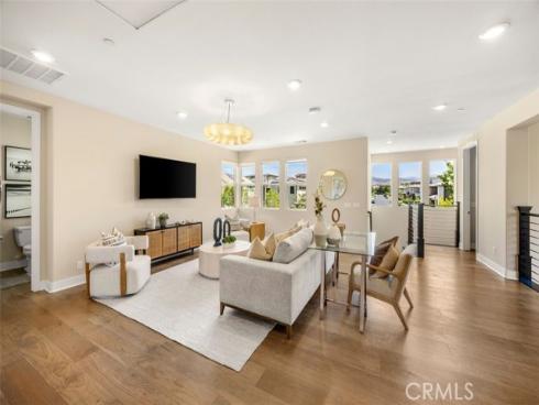 88 Iluna , Irvine, CA