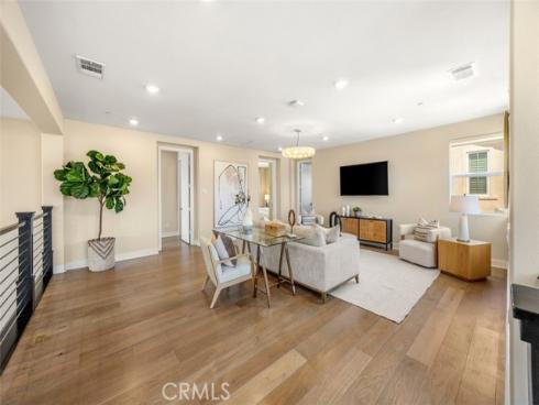 88 Iluna , Irvine, CA
