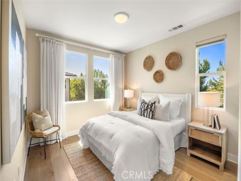 88 Iluna , Irvine, CA
