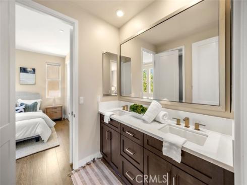 88 Iluna , Irvine, CA