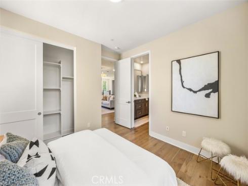 88 Iluna , Irvine, CA