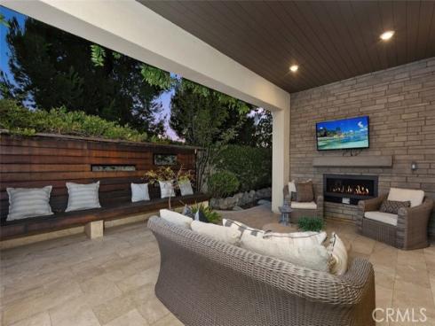 88 Iluna , Irvine, CA