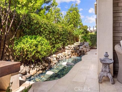 88 Iluna , Irvine, CA