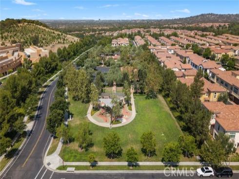 110 Mighty Oak , Irvine, CA