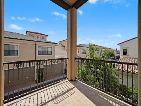 110 Mighty Oak , Irvine, CA