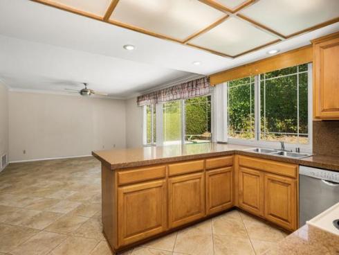 15432 Cherbourg Avenue, Irvine, CA