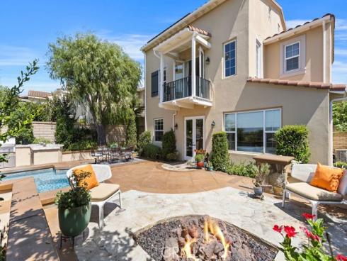 107 Lattice , Irvine, CA
