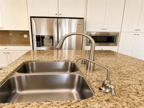 56 Island Coral , Irvine, CA