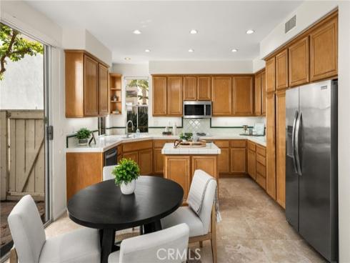 37 Del Cambrea , Irvine, CA