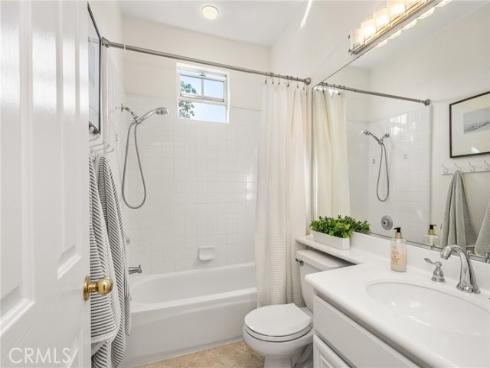 37 Del Cambrea , Irvine, CA