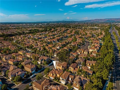 37 Del Cambrea , Irvine, CA