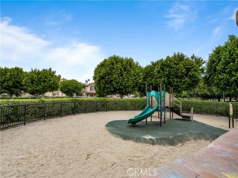 37 Del Cambrea , Irvine, CA