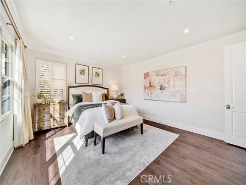 57 Cortland , Irvine, CA