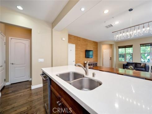 45 Iceberg Rose , Irvine, CA