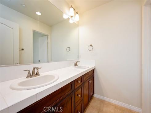 45 Iceberg Rose , Irvine, CA