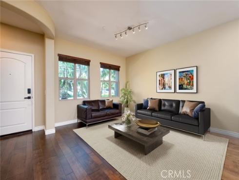 45 Iceberg Rose , Irvine, CA