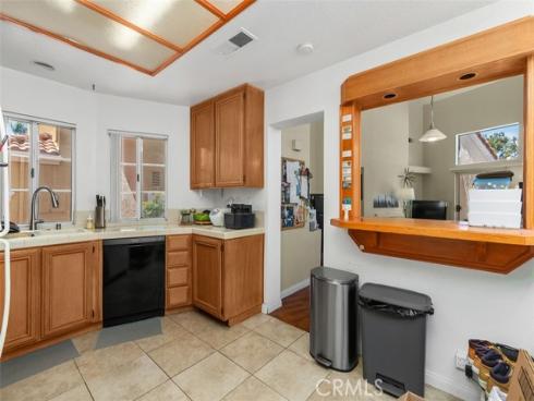 7 Del Perlatto , Irvine, CA