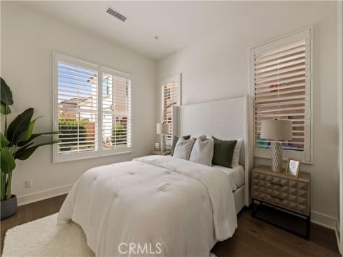 137 Trumpet Flower , Irvine, CA
