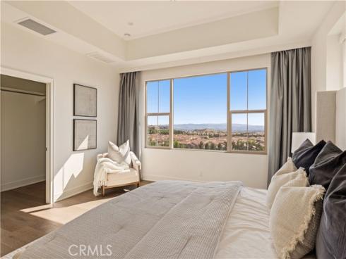 137 Trumpet Flower , Irvine, CA