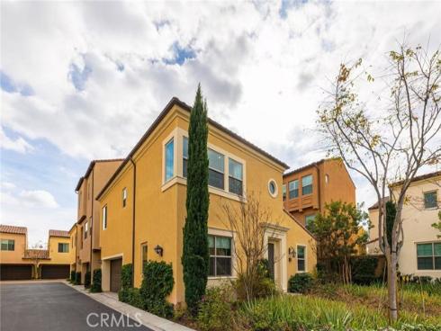 186  Milky Way  , Irvine, CA