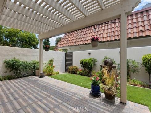63 Seton , Irvine, CA