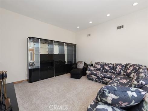 63 Seton , Irvine, CA