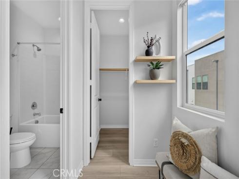 126 Keeper , Irvine, CA