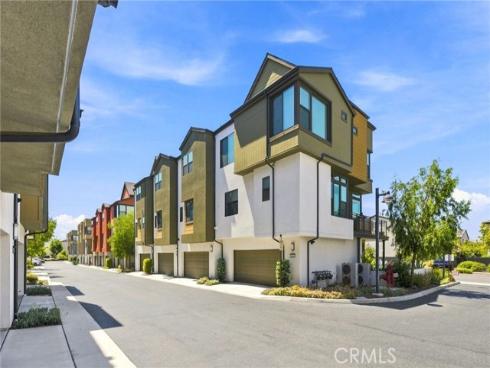 126 Keeper , Irvine, CA