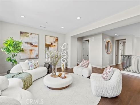 121 Panorama , Irvine, CA
