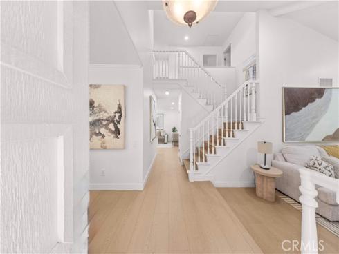24 Whitecloud , Irvine, CA