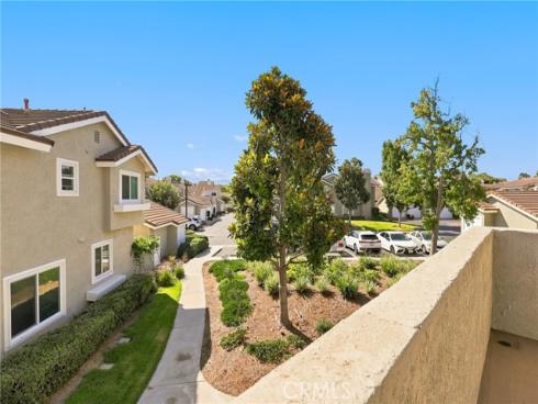 549 N Springbrook , Irvine, CA