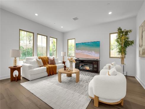212 Sutters Mill , Irvine, CA