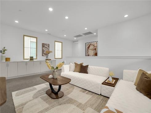 212 Sutters Mill , Irvine, CA