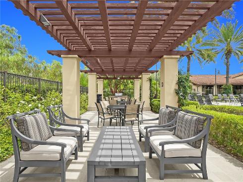 212 Sutters Mill , Irvine, CA