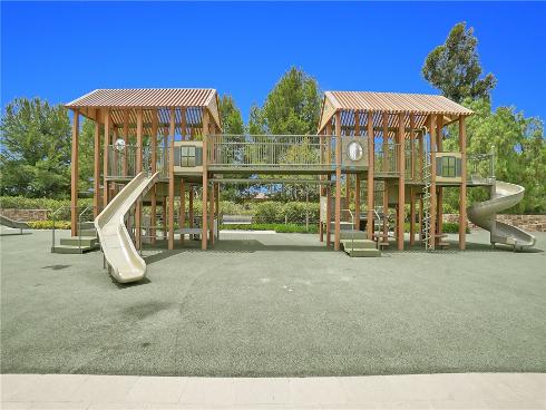 212 Sutters Mill , Irvine, CA