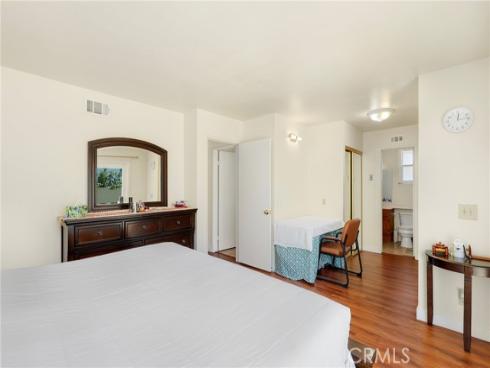 5002 Barkwood , Irvine, CA