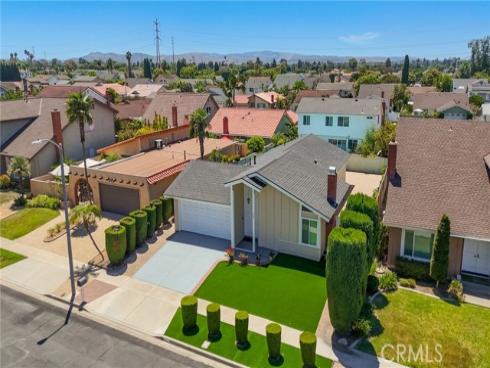 5002 Barkwood , Irvine, CA