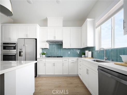 467 Treble , Irvine, CA