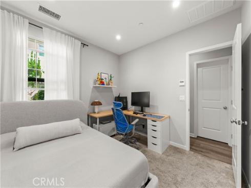 182 Elkhorn , Irvine, CA