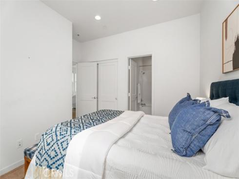 130 Tenor , Irvine, CA
