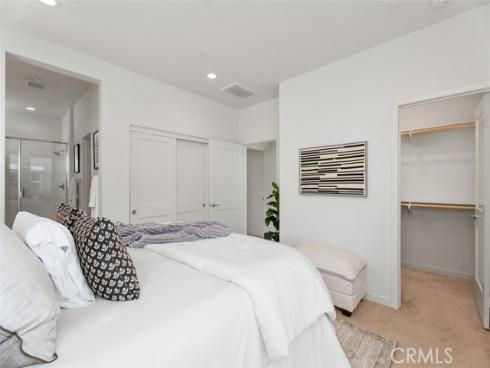 130 Tenor , Irvine, CA